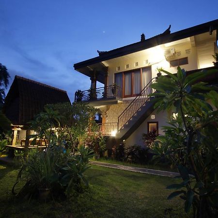 Loris Homestay Убуд Экстерьер фото